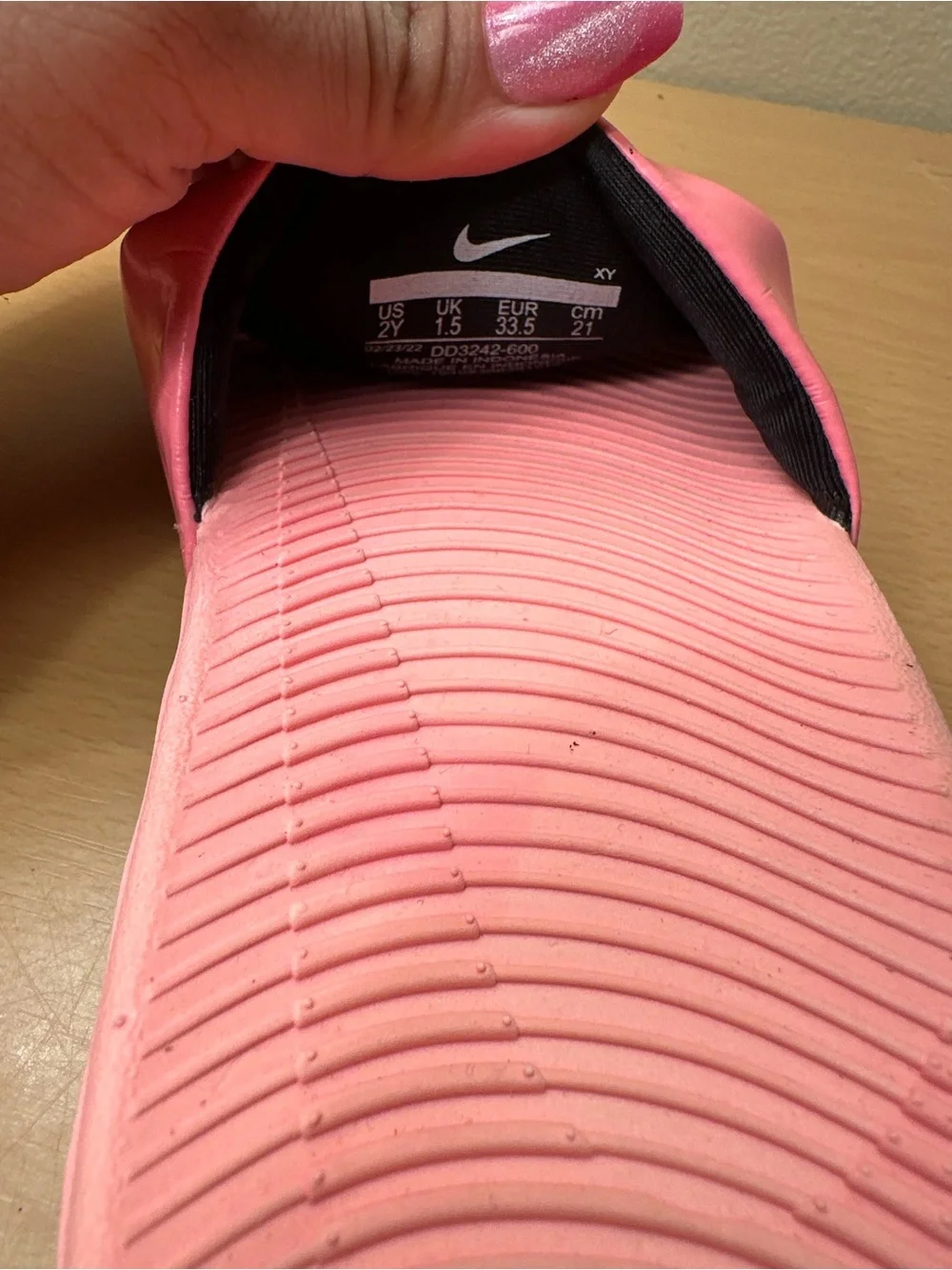 Nike Kawa Slide GS Sunset White Black Pulse Slides Shoes Size 2Y